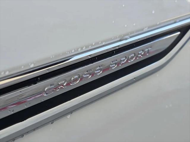 2026 Volkswagen Atlas Cross Sport SE with Technology