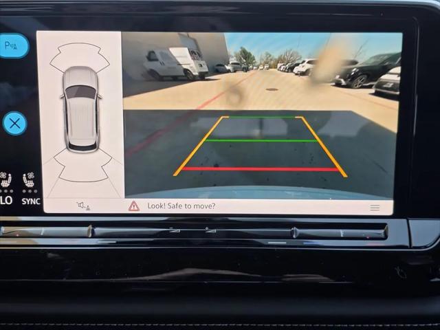 2026 Volkswagen Atlas Cross Sport SE with Technology