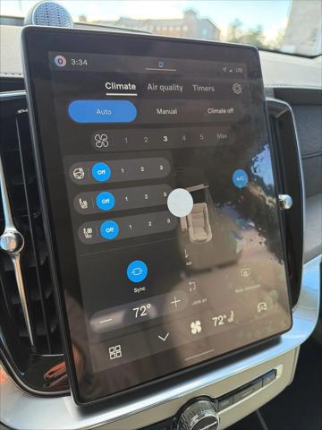 2026 Volvo XC90 Plug-In Hybrid Ultra, T8 AWD, Electric/Gasoline, Bright, 7 Seats