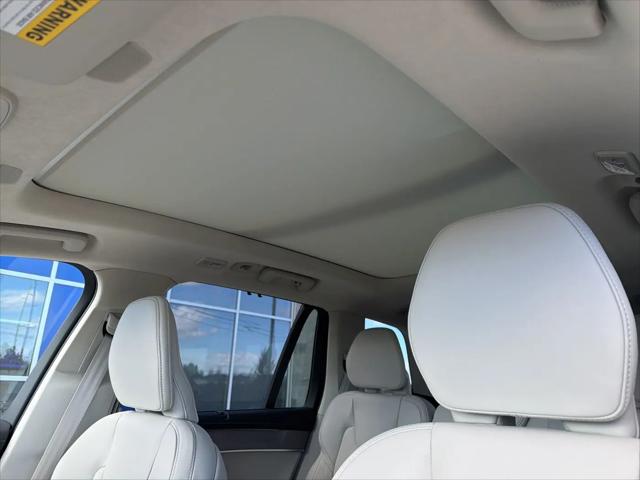 2026 Volvo XC90 Plug-In Hybrid Ultra, T8 AWD, Electric/Gasoline, Bright, 7 Seats