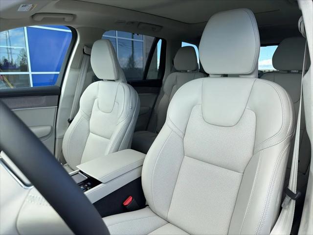 2026 Volvo XC90 Plug-In Hybrid Ultra, T8 AWD, Electric/Gasoline, Bright, 7 Seats