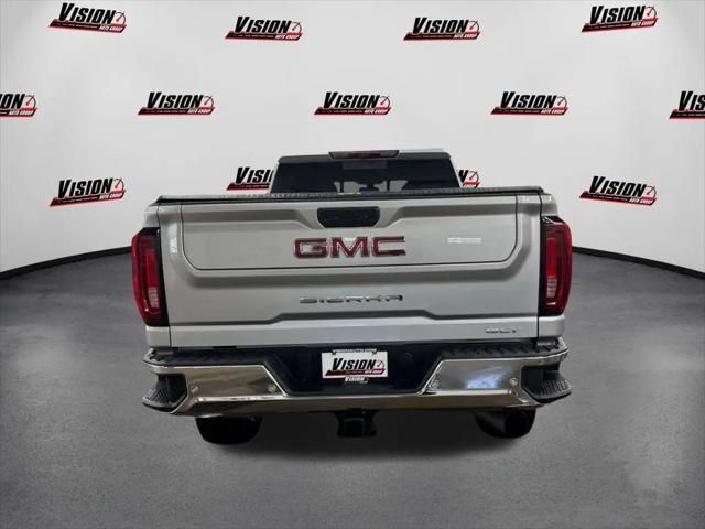 2022 GMC Sierra 3500HD 4WD Crew Cab Standard Bed SLT