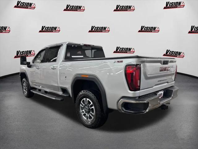 2022 GMC Sierra 3500HD 4WD Crew Cab Standard Bed SLT