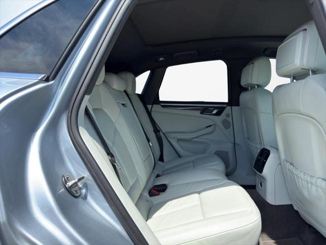2018 Porsche Macan S