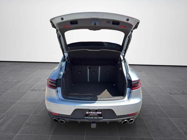 2018 Porsche Macan S