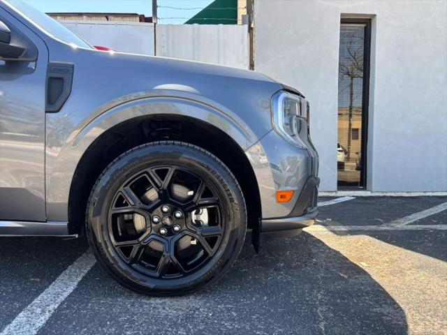 2025 Ford Maverick Lobo Standard