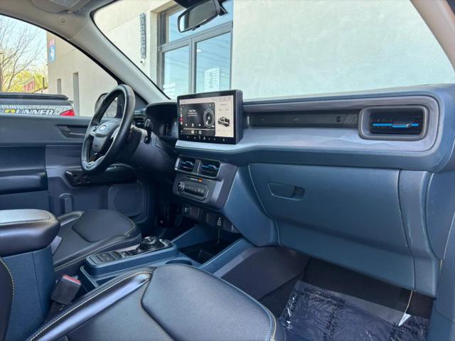 2025 Ford Maverick Lobo Standard