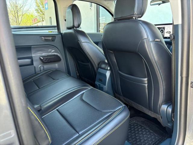 2025 Ford Maverick Lobo Standard