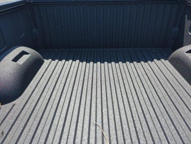 2026 Toyota Tundra SR5 CrewMax 5.5' Bed