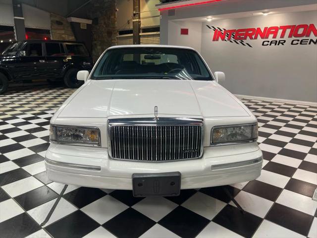 1997 Lincoln Town Car Executive