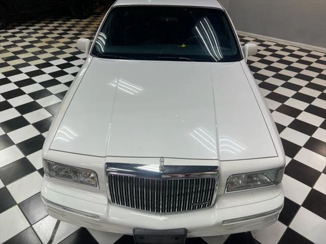 1997 Lincoln Town Car Executive