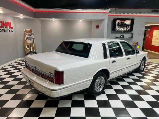 1997 Lincoln Town Car Executive