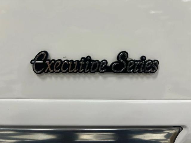 1997 Lincoln Town Car Executive