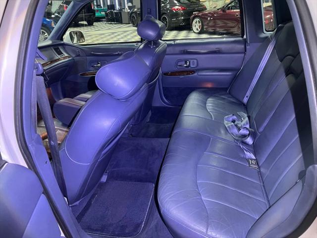 1997 Lincoln Town Car Executive