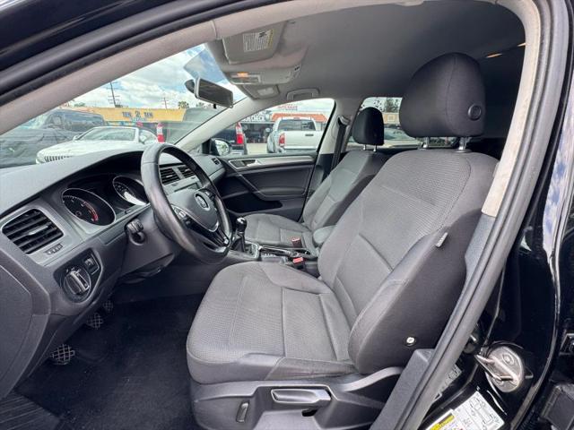 2016 Volkswagen Golf TSI S 4-Door