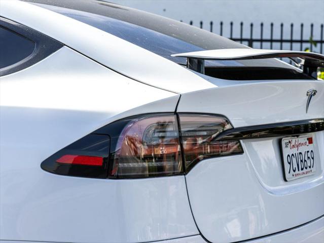 2022 Tesla Model X Dual Motor All-Wheel Drive