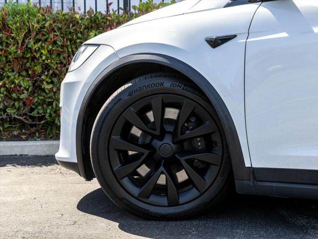 2022 Tesla Model X Dual Motor All-Wheel Drive