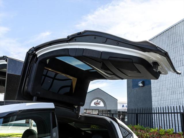 2022 Tesla Model X Dual Motor All-Wheel Drive