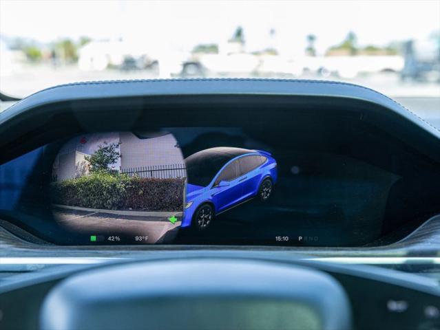 2022 Tesla Model X Dual Motor All-Wheel Drive