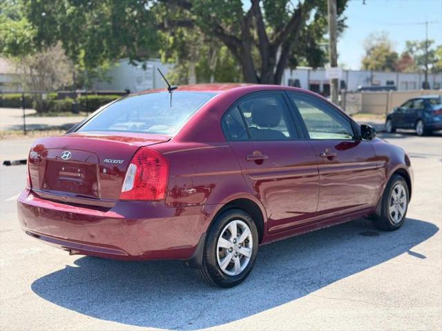 2011 Hyundai Accent GLS