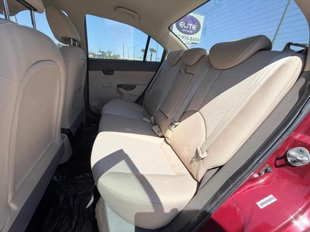 2011 Hyundai Accent GLS