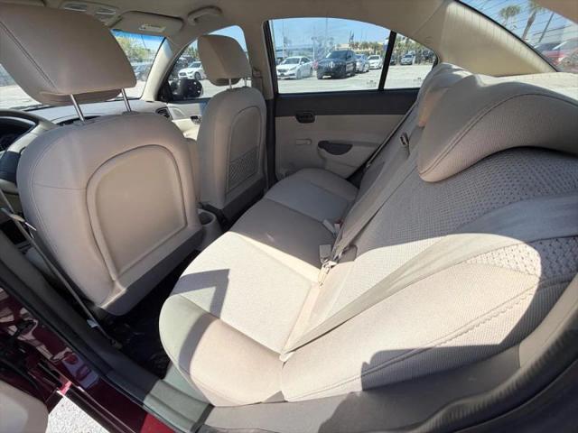 2011 Hyundai Accent GLS