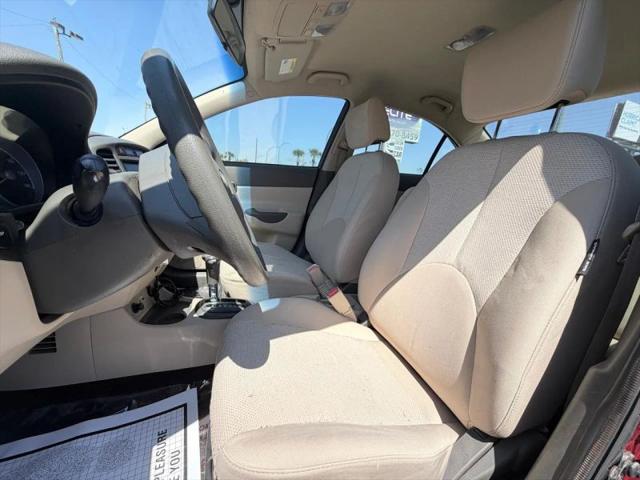 2011 Hyundai Accent GLS
