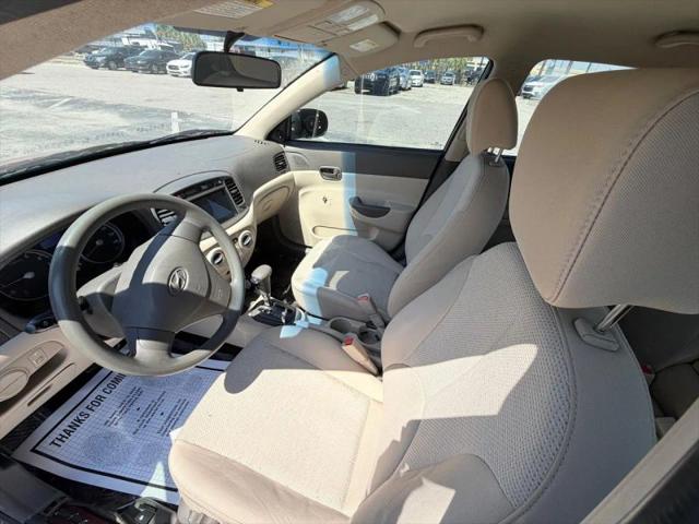 2011 Hyundai Accent GLS