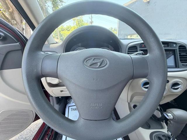 2011 Hyundai Accent GLS