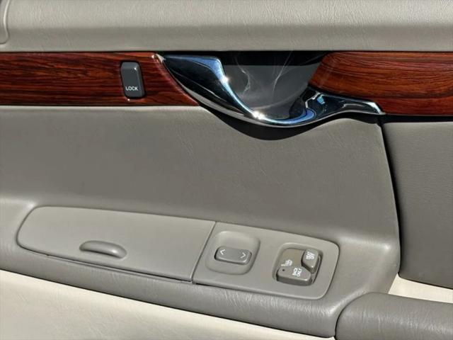 2003 Cadillac DeVille Standard