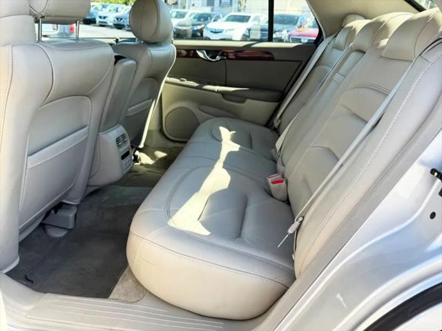 2003 Cadillac DeVille Standard