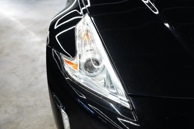 2017 Nissan 370Z Base