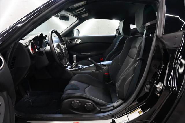 2017 Nissan 370Z Base