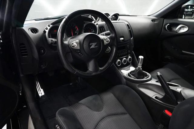 2017 Nissan 370Z Base