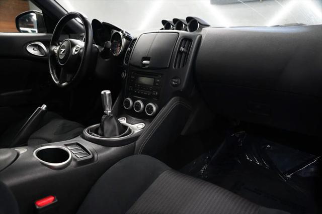 2017 Nissan 370Z Base