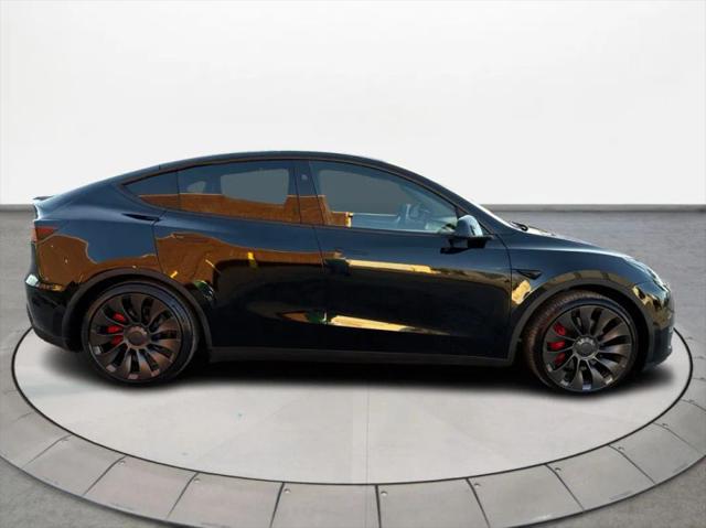 2024 Tesla Model Y Performance Dual Motor All-Wheel Drive