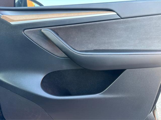 2024 Tesla Model Y Performance Dual Motor All-Wheel Drive