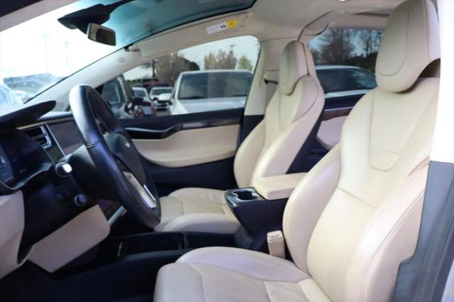 2017 Tesla Model X 90D