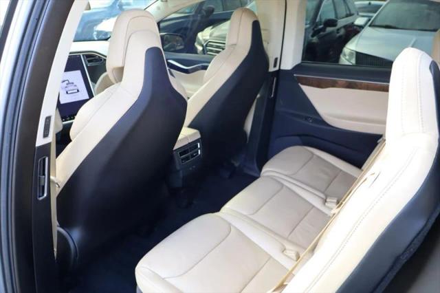 2017 Tesla Model X 90D