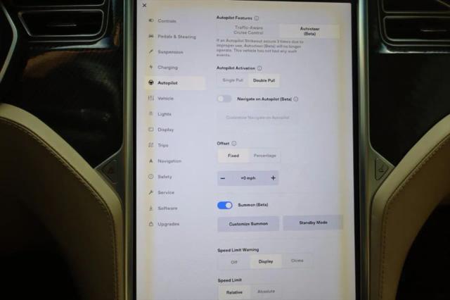 2017 Tesla Model X 90D