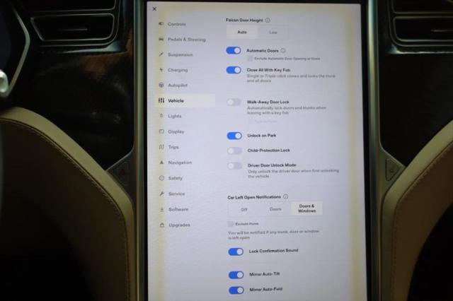 2017 Tesla Model X 90D