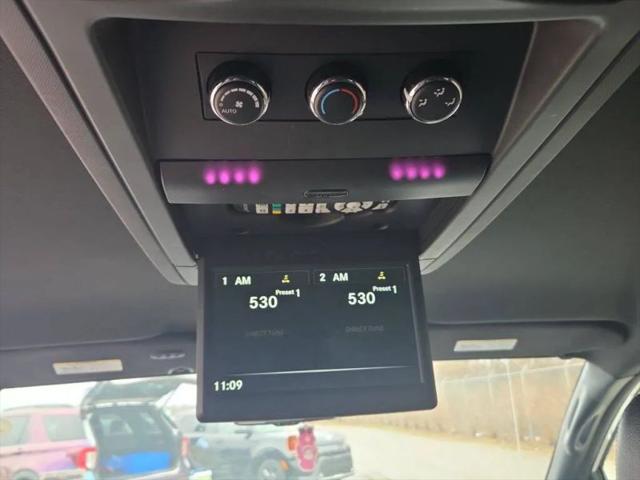 2014 Chrysler Town & Country S