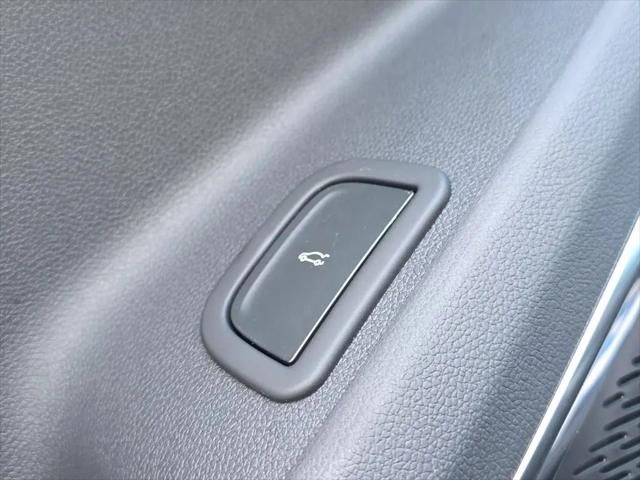 2026 Chevrolet Traverse FWD RS