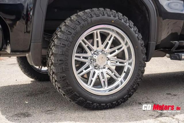 2023 GMC Sierra 1500 4WD Crew Cab Short Box Denali