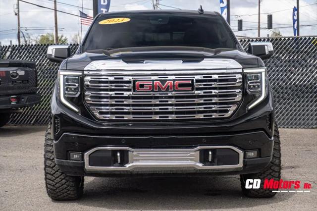 2023 GMC Sierra 1500 4WD Crew Cab Short Box Denali