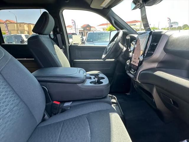 2026 Ram 2500 Black Express Crew Cab 4x4 64 Box