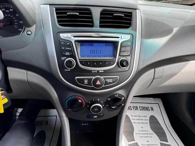 2013 Hyundai Accent GLS