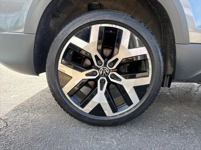 2023 Volkswagen Taos 1.5T SEL