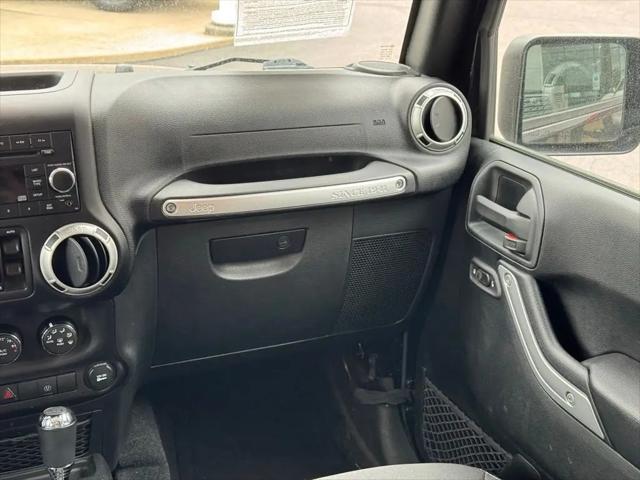 2017 Jeep Wrangler Unlimited Sahara 4x4