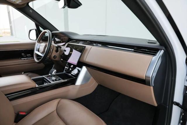 2023 Land Rover Range Rover P530 SE